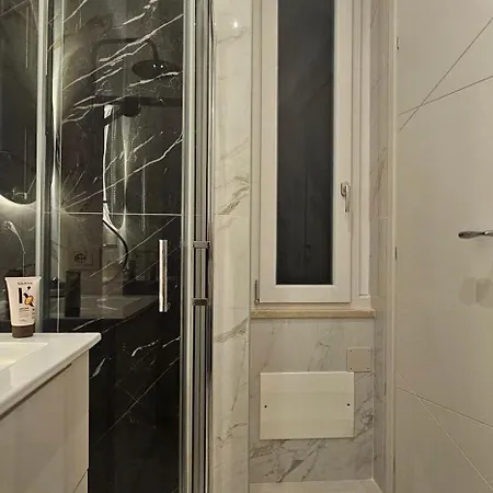 Il Magnifico Superior 400m From Tiburtina Railway Station And 290m From Metro Отель типа 