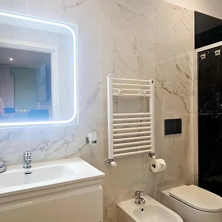 Il Magnifico Superior 400m From Tiburtina Railway Station And 290m From Metro Рим