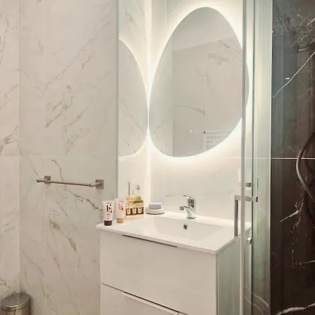 Il Magnifico Superior 400m From Tiburtina Railway Station And 290m From Metro * Рим