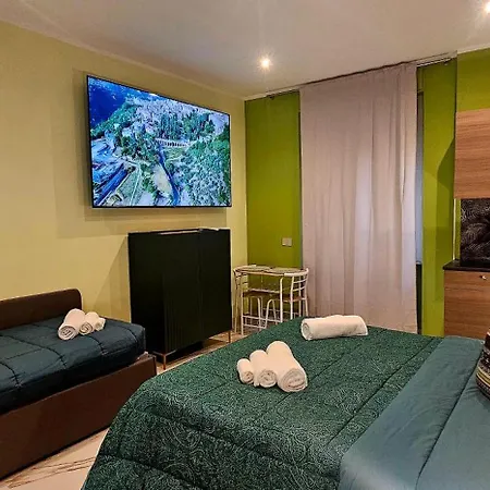 Bed & Breakfast Il Magnifico Superior 400m From Tiburtina Railway Station And 290m From Metro Rom