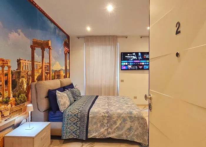 Il Magnifico Superior 400m From Tiburtina Railway Station And 290m From Metro Couette-café